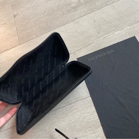 Balenciaga Oval Metal Frame Sunglasses - Picture 2 of 7